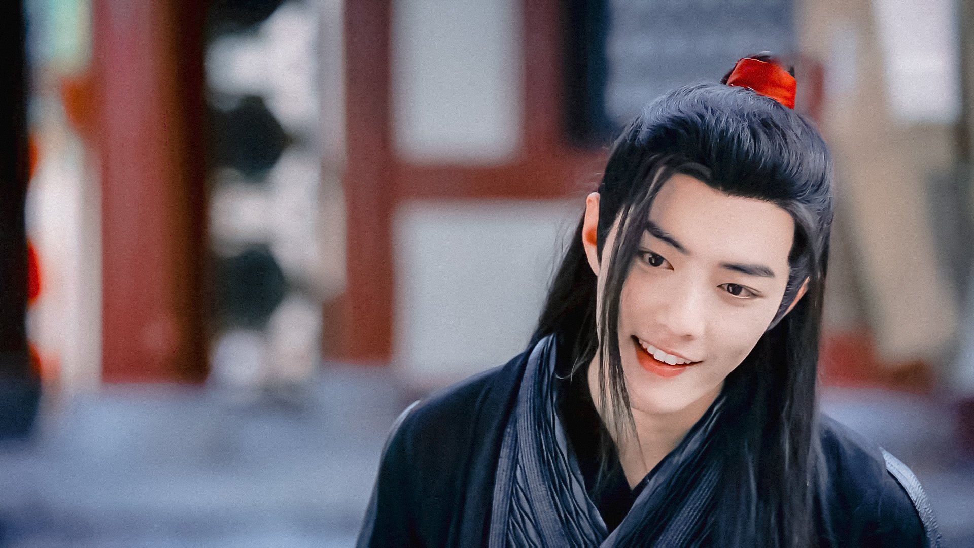 青年极限攀爬赛,登顶山峰的勇气考验,极限攀爬第一人坠亡