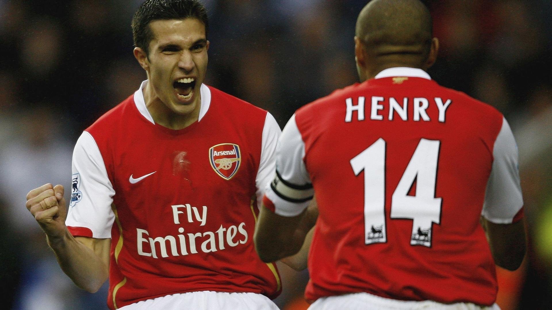 九游博彩-足球战术解析 为何高位逼抢成为主流，高位前踢